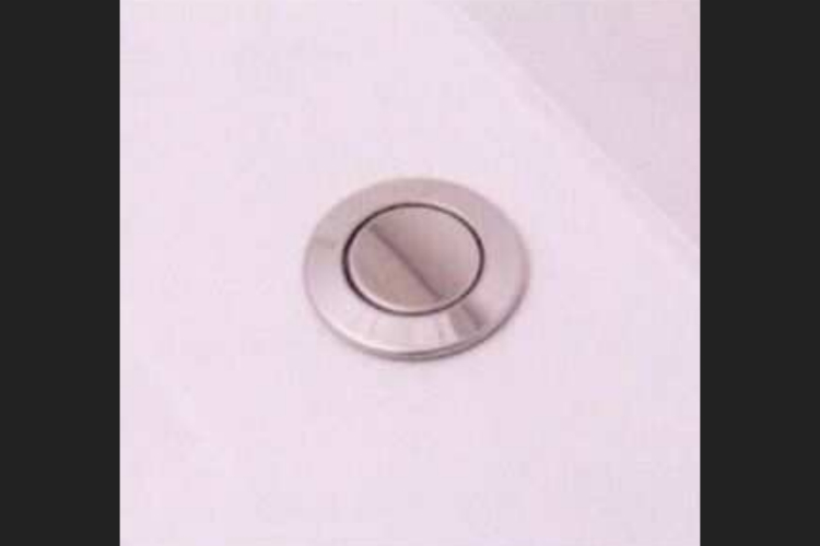 ソライエシティ ザ・パーク ザ・ガーデンのプッシュ式排水栓